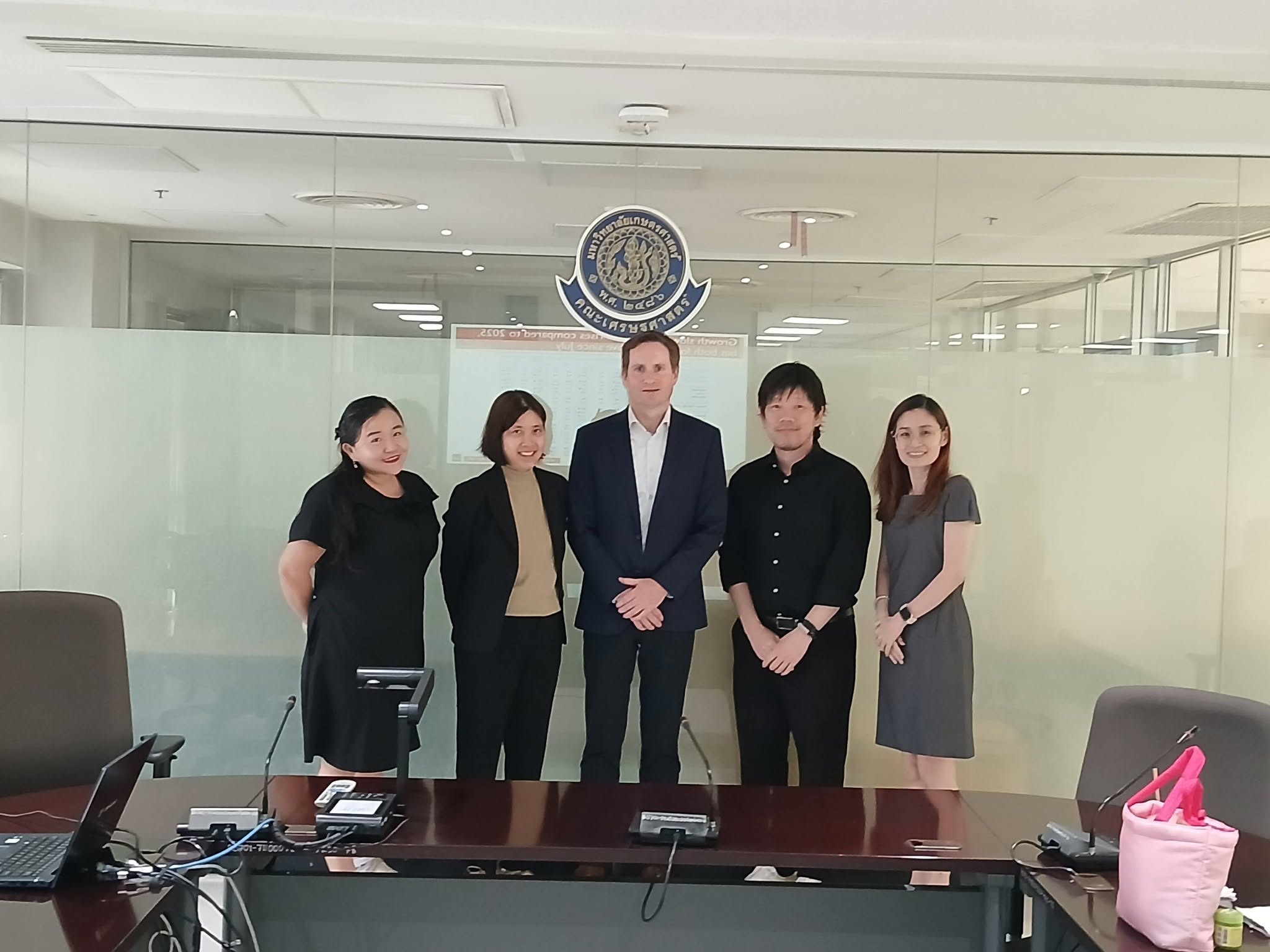 Kasetsart University Welcomes ADB Principal Economist for Discussion on Asia’s Economic Outlook Amid Prolonged Energy Shocks and El Niño